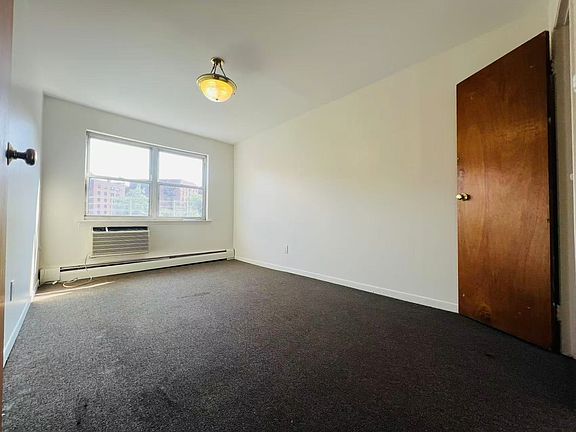 3rd image of 5746 Xenia St #2