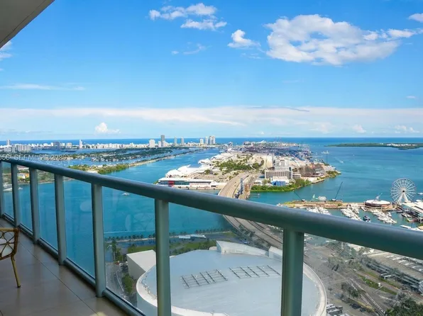 888 Biscayne Blvd, Miami, FL