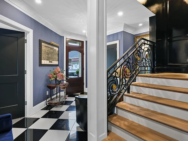 18 Cherry St #C — Photo 4