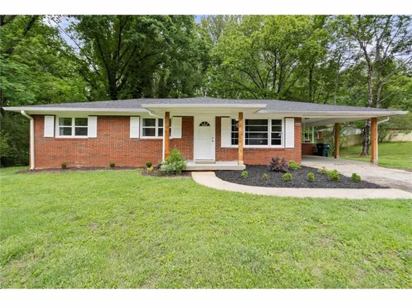 52 Cane Creek Valley Rd, Dahlonega, GA 30533