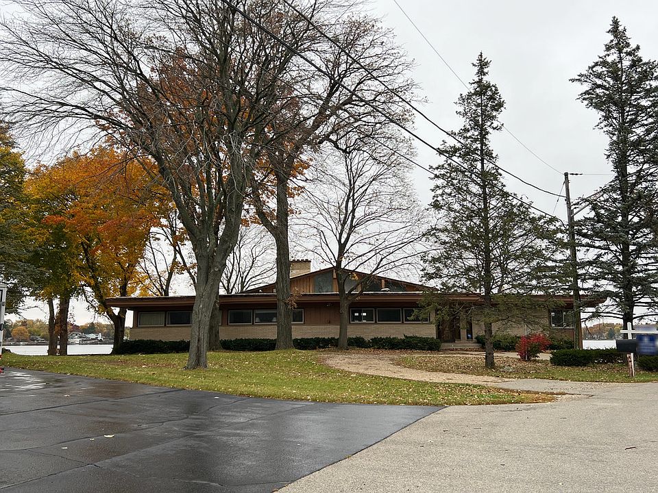 3145 E Lake Shore Dr, Wonder Lake, IL 60097 Zillow