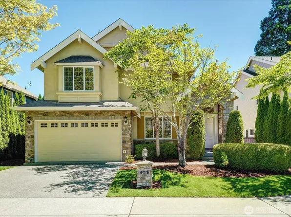 2058 211th Place SE, Sammamish, WA 98075
