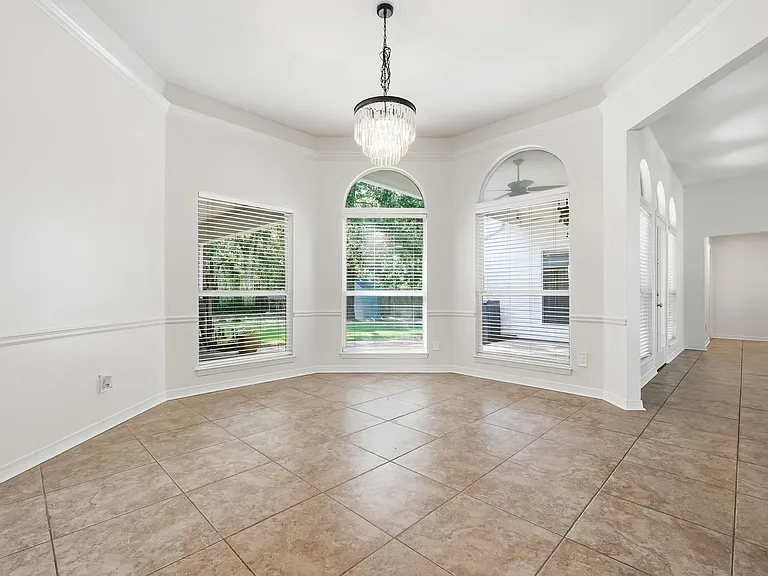 1651 Northridge Rd — Photo 11