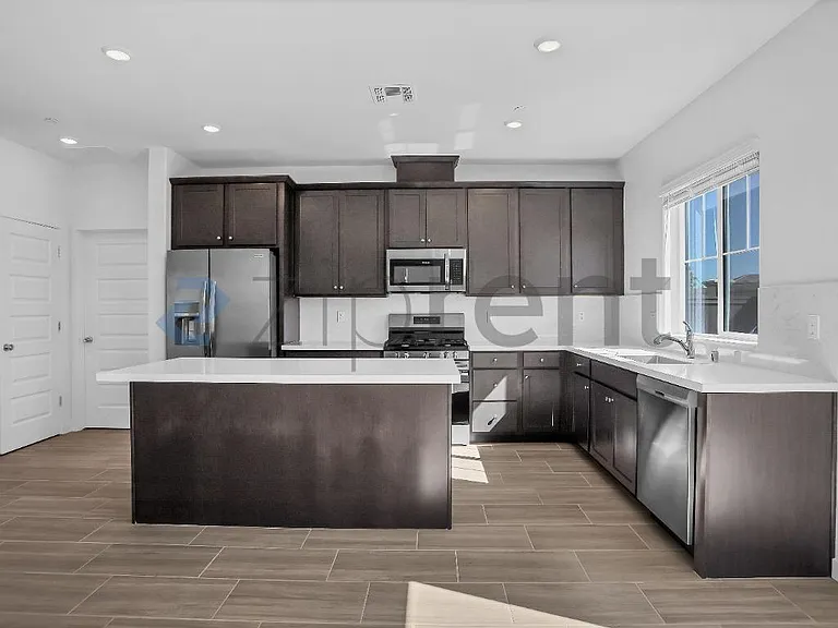 10324 Tower Hill Dr — Photo 10