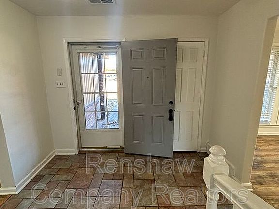 4th image of 2859 N Rockcreek Pkwy