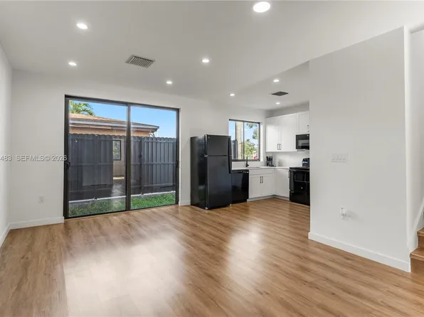 412 SW 1st St #1, Homestead, FL 33034