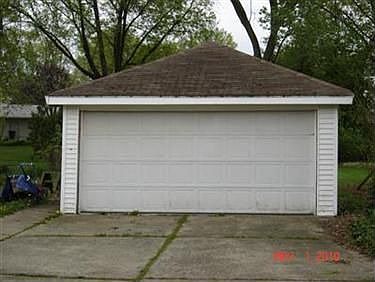 3rd image of 1415 Meadowbrook Ave SE