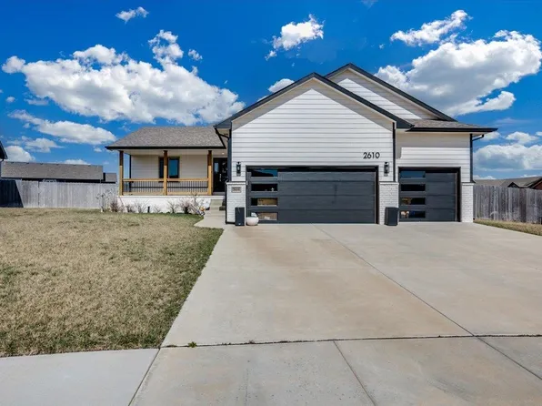 2610 New Spring Ct, Derby, KS 67037