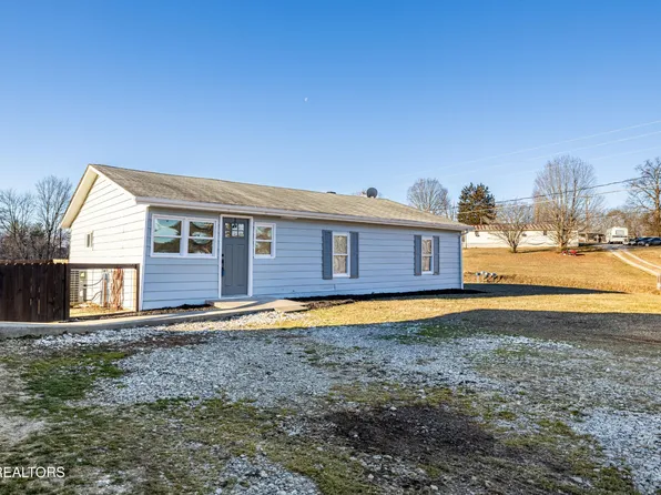 2208 Campbell Rd, Knoxville, TN 37914