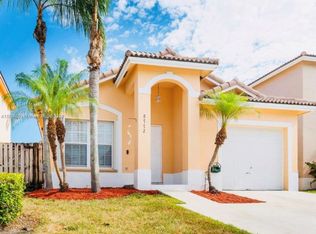 8772 SW 214th Ter, Cutler Bay, FL 33189