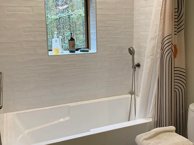 2190 Rogers Farm Trl — Photo 5