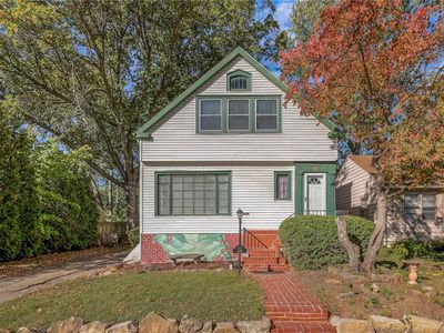 7132 Walnut St, Kansas City, MO, 64114