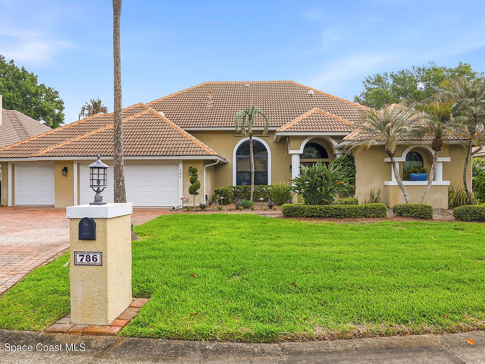 1st image of 786 Florencia Cir