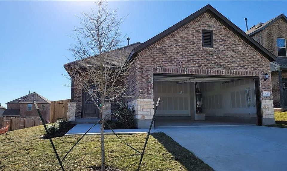 1st image of 464 Satsuma Dr