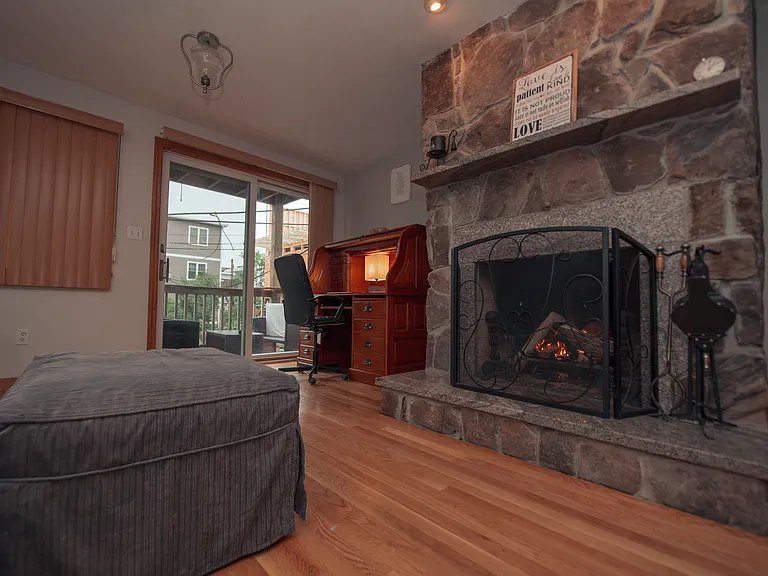 5 Emmet St #2 — Photo 2