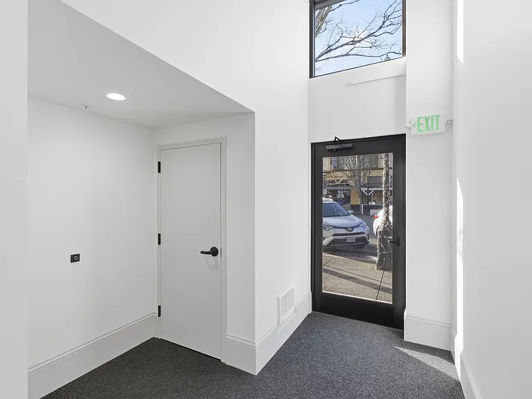 455 Court St NE #204 — Photo 16