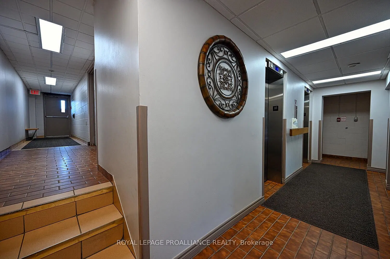 2 bed, $2,100 — Photo 4