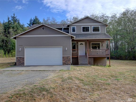 2nd image of 1348 Blackberry Ln