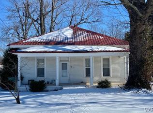 327 S Elm St, Dexter, MO 63841