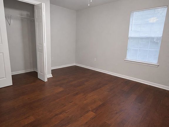 3rd image of 2776 Hartsfield Rd