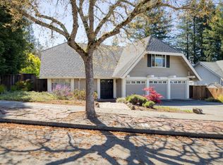 750 Hillmont Ct, Santa Rosa, CA 95409