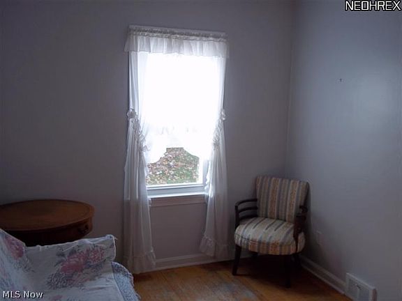 5th image of 3911 Cascade Dr