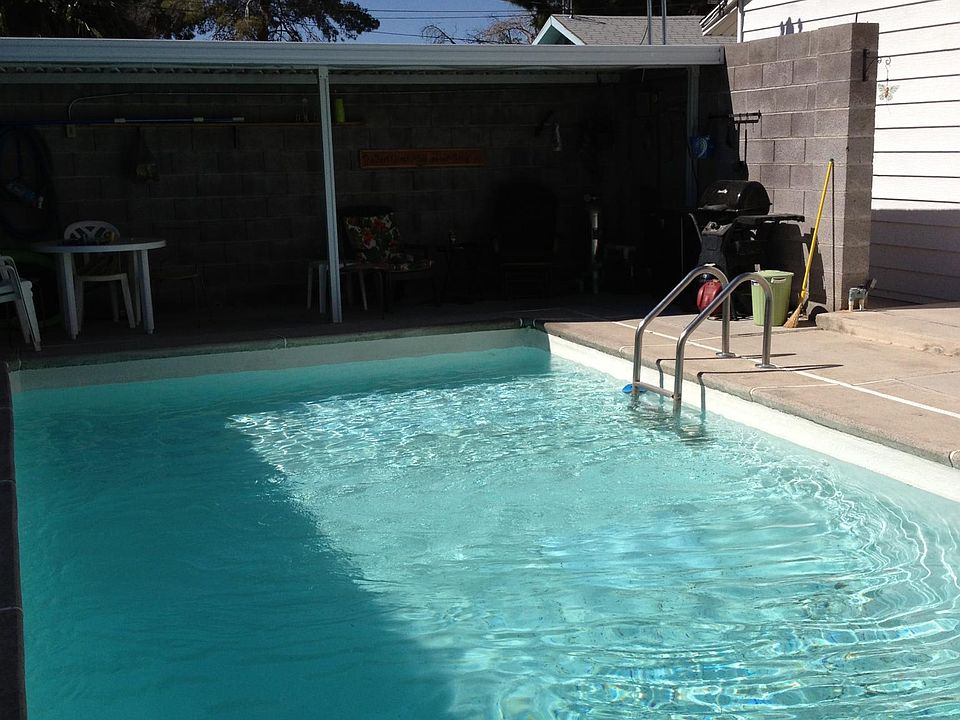 Backyard Pool