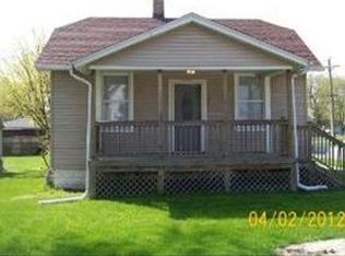 598 N Harrison Ave, Aurora, IL 60506