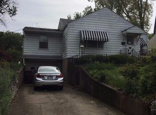 213 Burton Rd, Middletown, OH 45044