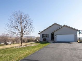 1865 Dorchester Ct, Davis, IL 61019