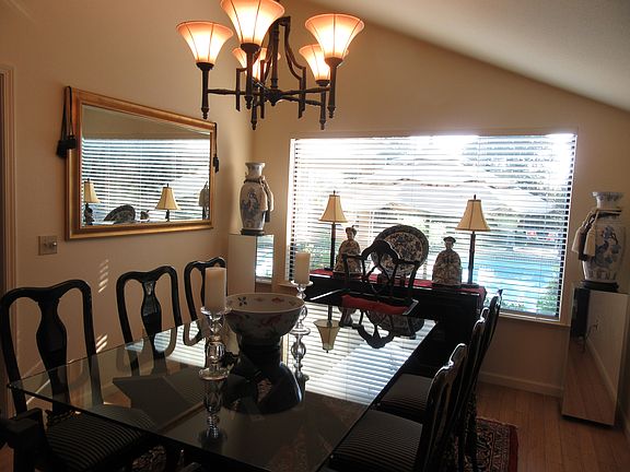 5th image of 15191 Lipson Ave