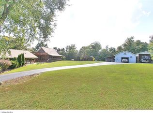 5826 Gun Club Rd NE, Georgetown, IN 47122