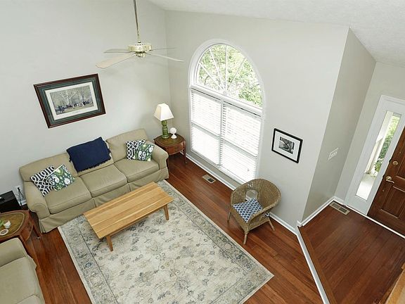 2nd image of 4816 Coral Creek Cir