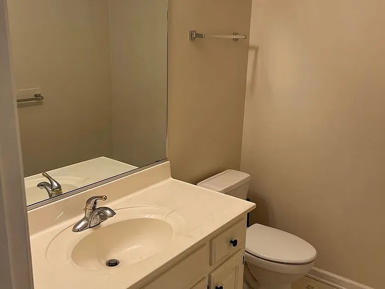 110 Bugle Ct — Photo 11