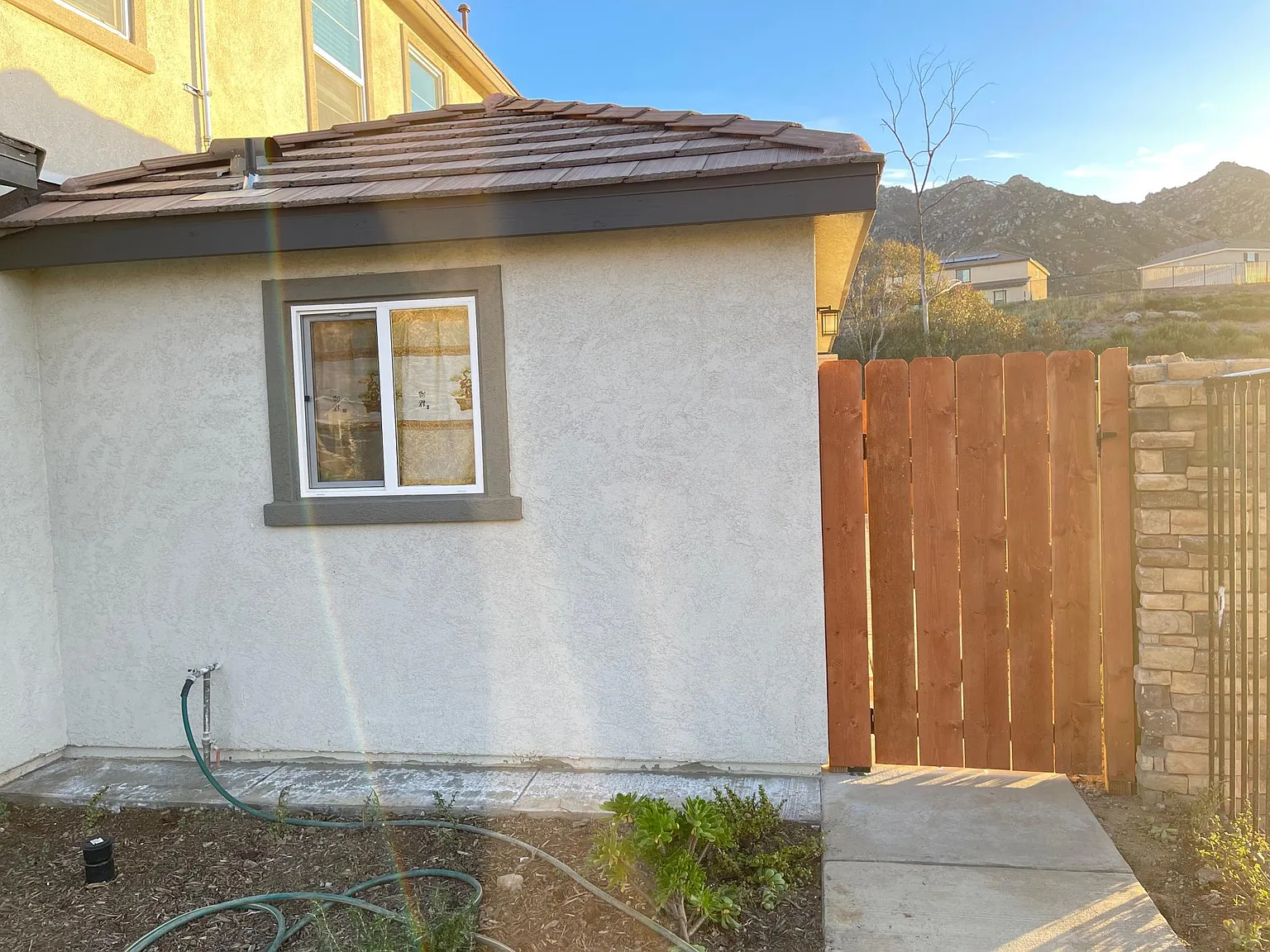 1 bed, 345 sqft, $1,800 — Photo 2