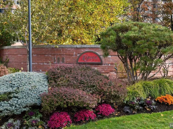 100 Carlyle Dr APT 16C, Cliffside Park, NJ 07010