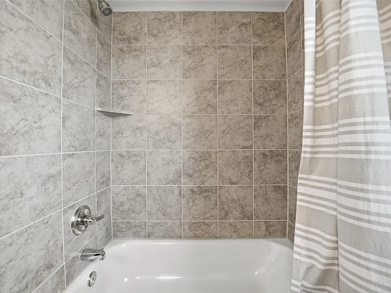 641 Running Creek Dr — Photo 26