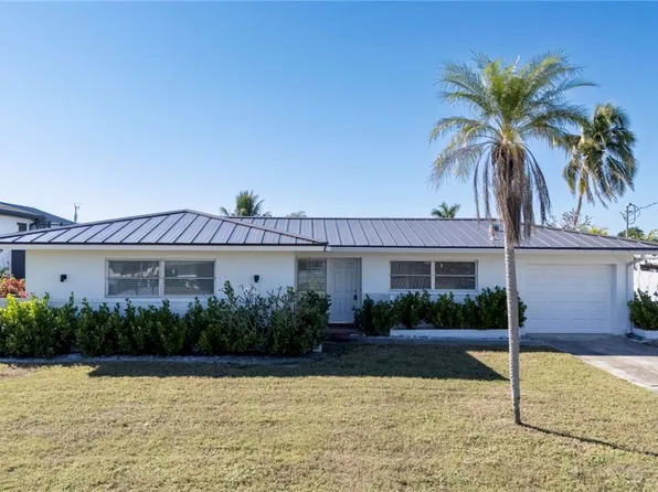 5256 Willow Ct, Cape Coral, FL 33904