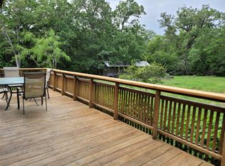 281 Earl Callahan Rd, Cedar Creek, TX 78612