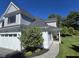 6 Southfield Ln #6, Sherborn, MA 01770