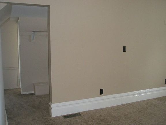 Master BR - walk in closet