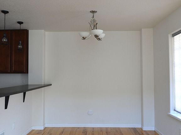 Dining Nook_08272022