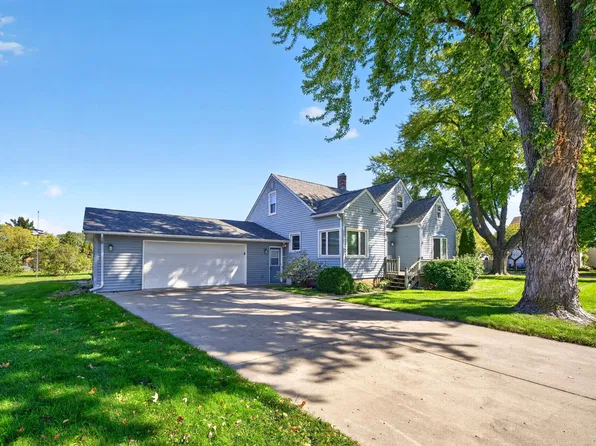 322 W Center St, Lake City, MN 55041