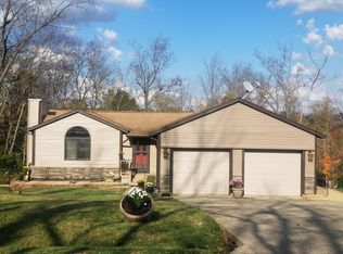 724 Hickory Rd, Lawrenceburg, IN 47025