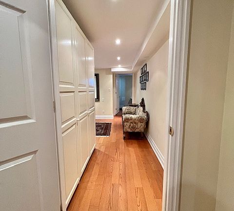 3rd image of 3 Crescent Rd #1