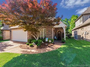 1708 W Plymouth St, Broken Arrow, OK 74012