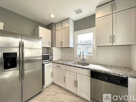 2nd image of 1134 Cleveland Heights Blvd #1134