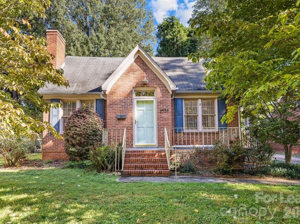 2537 Cranbrook Ln