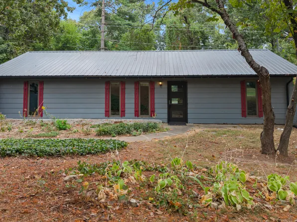 1605 Chappell Drive, Cassville, MO 65625