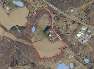 34 Schmehl Rd, Fleetwood, PA 19522